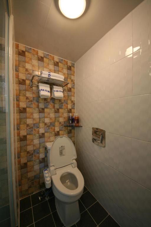 Star Guest House Seoul Bagian luar foto